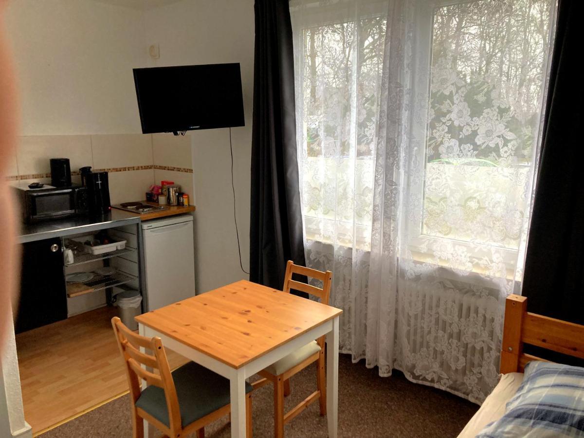 Mini Apartment 奥斯特霍尔茨-沙姆贝克 外观 照片